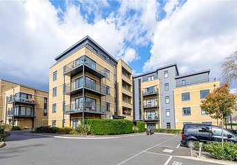 2 bedroom apartment for sale - Fairbanks House, Samuelson Place, Isleworth, TW7