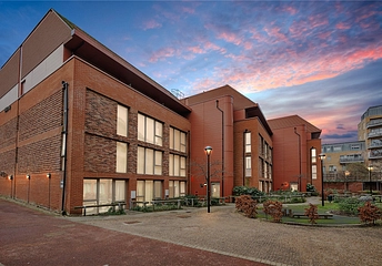 2 bedroom duplex for sale - Portway House, Ossory Road, London, SE1