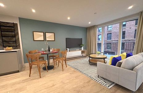 1 bedroom apartment for sale - Engineering Mews, Clock Tower House, Heritage Walk, Slough, Berkshire, SL1