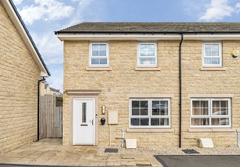 3 bedroom house for sale - Weavers Grove, Golcar, Huddersfield, West Yorkshire, HD7