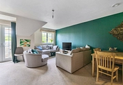 2 bedroom apartment for sale - Wycombe House, Wellesbourne Road, High Wycombe, Buckinghamshire, HP13 - Property View 3