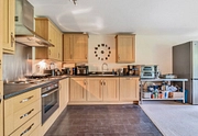 2 bedroom apartment for sale - Wycombe House, Wellesbourne Road, High Wycombe, Buckinghamshire, HP13 - Property View 4