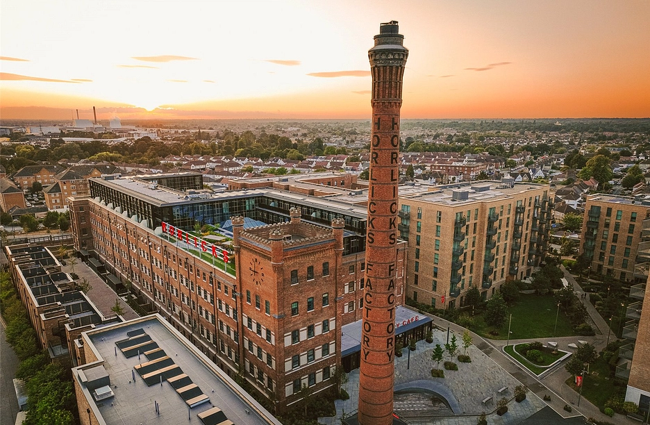 1 bedroom apartment for sale - Engineering Mews, Clock Tower House, Heritage Walk, Slough, Berkshire, SL1