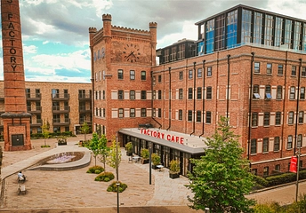 1 bedroom apartment for sale - Engineering Mews, Clock Tower House, Heritage Walk, Slough, Berkshire, SL1