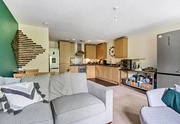 2 bedroom apartment for sale - Wycombe House, Wellesbourne Road, High Wycombe, Buckinghamshire, HP13 - Property View 2