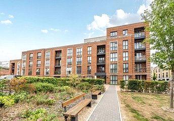 2 bedroom apartment for sale - Fellowes Rise, Winchester, Hampshire, SO22 - Property View 1
