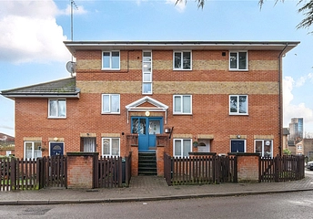 1 bedroom apartment for sale - Duffield Drive, London, N15