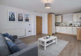 1 bedroom apartment for sale - High Street, London, E15