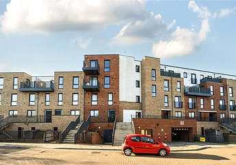 2 bedroom apartment for sale - Trevor Roper Close, Ilford, IG1