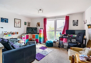 2 bedroom apartment for sale - Park View Road, Leatherhead, Surrey, KT22