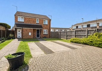 2 bedroom maisonette for sale - Northcourt, Mill End, Rickmansworth, Hertfordshire, WD3
