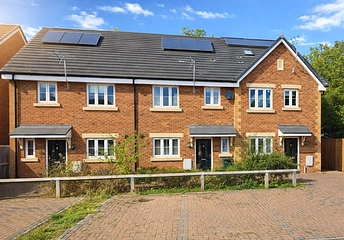 2 bedroom house for sale - Hunters Hill, Burghfield Common, Reading, Berkshire, RG7