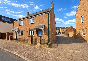 2 bedroom house for sale - Offerton Road, Swindon, Wiltshire, SN1
