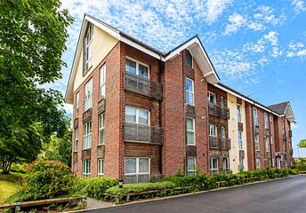 2 bedroom apartment for sale - Joan Berwick House, Ireland Drive, Newbury, Berkshire, RG14