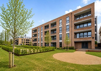 2 bedroom apartment for sale - Heathside House, 4A Littleworth Road, Esher, Surrey, KT10
